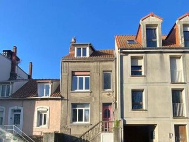 Maison 7 pièces 83 m²