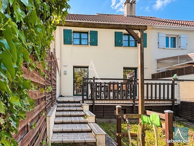 Maison 7 pièces 90 m²