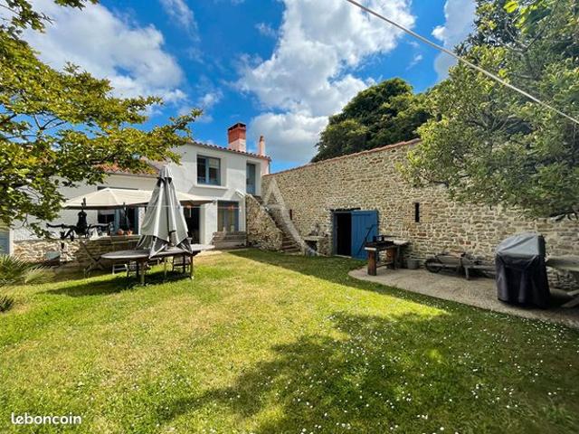 Maison 7 pièces 94 m²