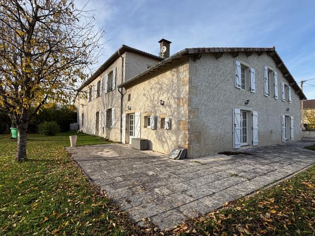 Maison 7 pièces entièrement rénovée