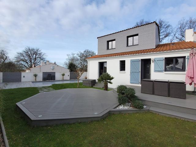 Maison 7 pièces La Garnache 135.38m² 1270€ à louer l'Adresse