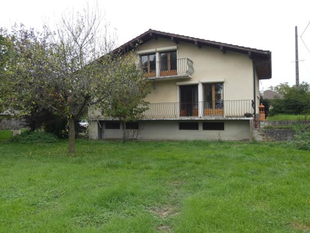 Maison avec 7 pièces en vente 600000 EUR à Veigy Foncenex 74