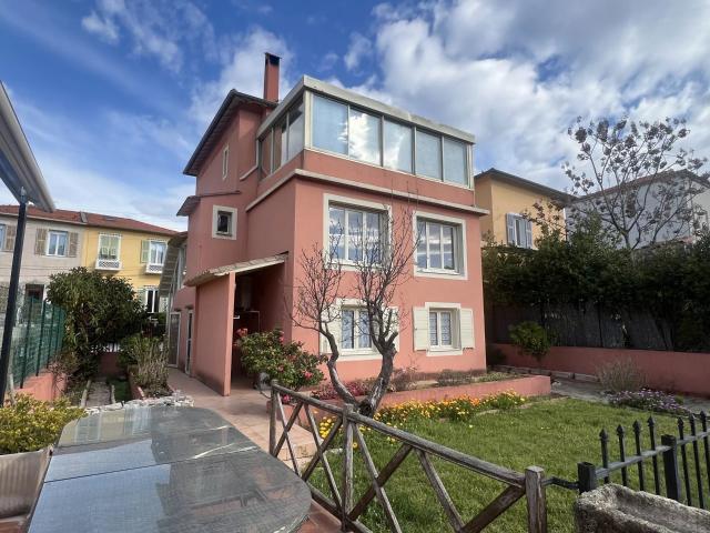 Maison 7P 180 M² Hauts de St Sylvestre jardin et parking 180m² Nice