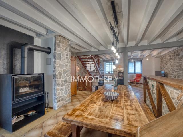 MAISON 7P+C 175 m2 + Garage