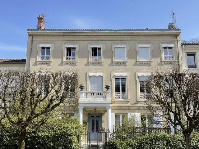 Maison 400 m2 Agen
