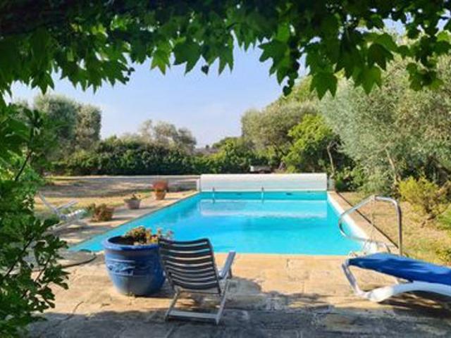 Maison 400 m2 UZES