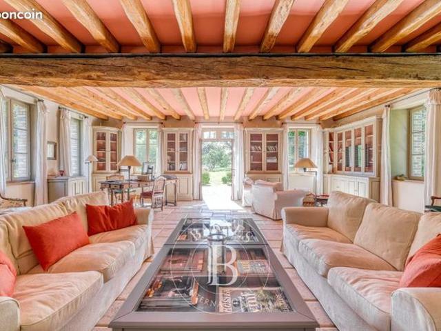 Maison 400 m² Fontainebleau