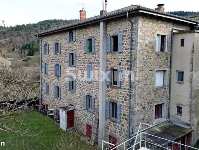 Maison 40 pièces 1490 m²