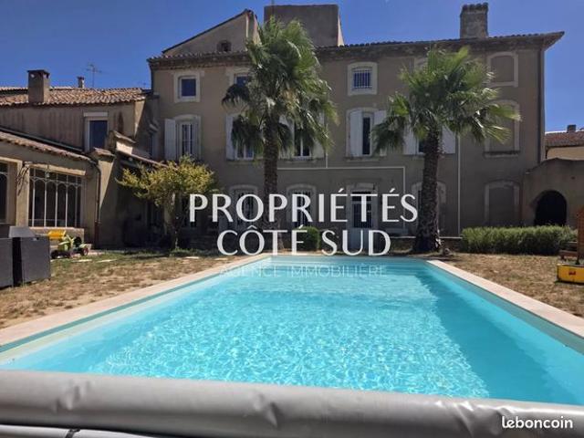 Maison 434 m² Saint Geniès de Comolas