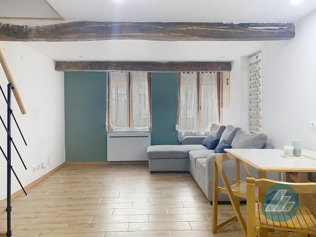 MAISON, 43,91m2, 2 CHAMBRES, COUR, JARDIN