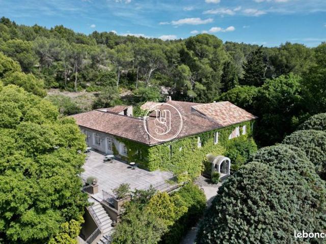 Maison 43 pièces 2629 m²
