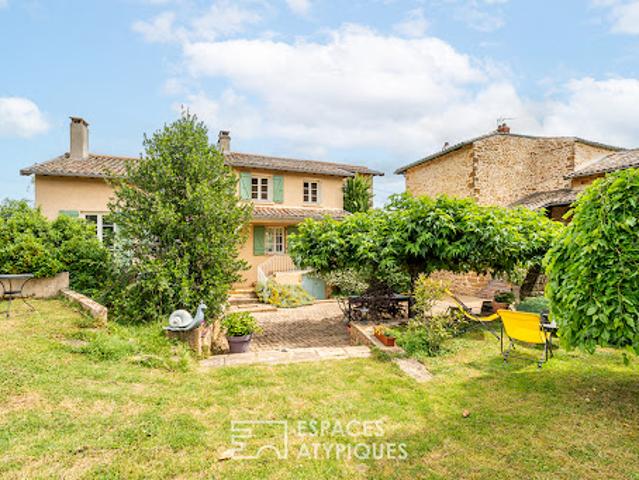 Maison avec piscine et jardin