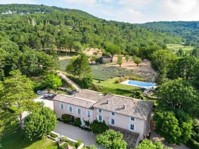 Maison 440 m2 APT