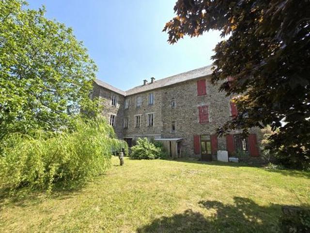 Maison 440 m2 salles curan