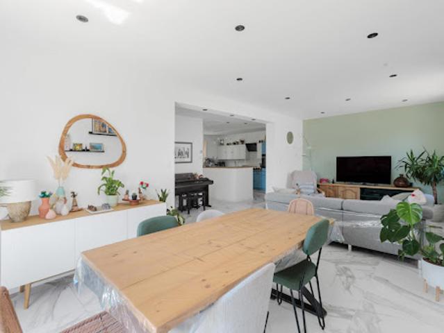 Maison avec jardin