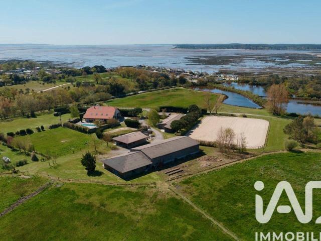 Maison 450 m2 Arès