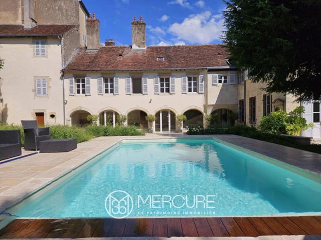Maison 450 m2 Dole