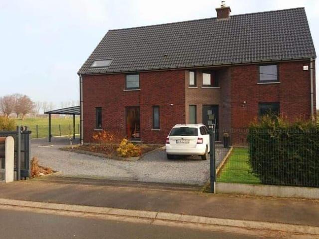 Maison 4/5 ch. avec grand terrain à Toupes