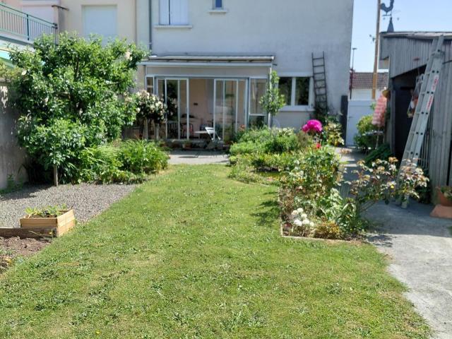 Maison 4/5 chambres, vie de plain pied, accès PMR