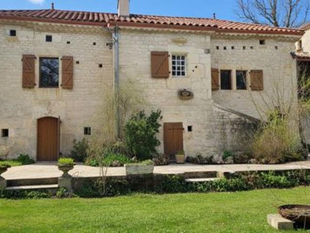 Maison 469 m2 montcuq