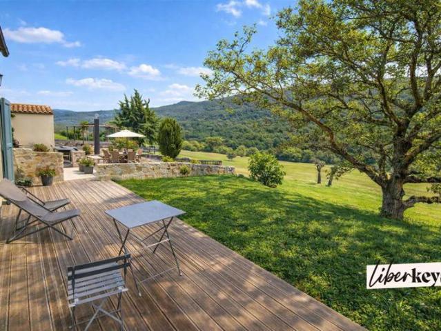 Maison 475 m2 14 pièces