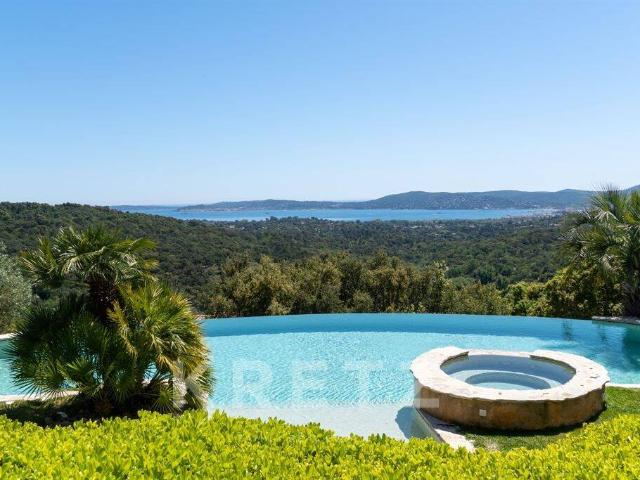 Maison 470 m2 Grimaud