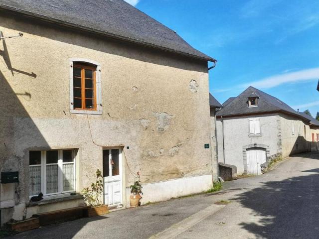 Maison de village à réhabiliter avec fort potentiel