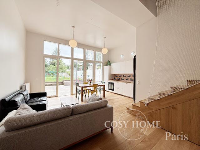Maison contemporaine avec jardin et terrasse