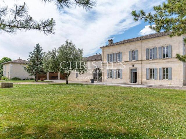 Maison 481 m2 Archiac