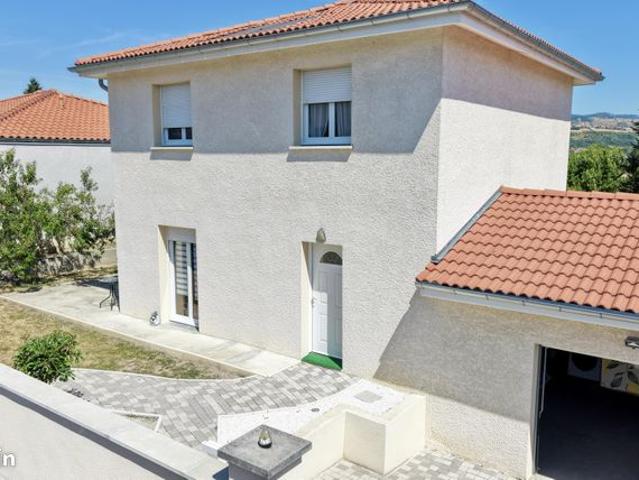 Maison 4 chambres 98 m² | Terrasse et jardin | Parking garage
