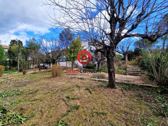 Maison 4 chambres 120m² avec jardin 745m²