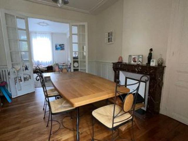 Maison 4 chambres, 2 bureaux, jardin, terrasse