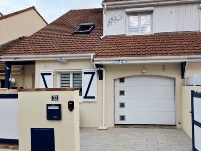 Maison 4 chambres avec garage et jardin
