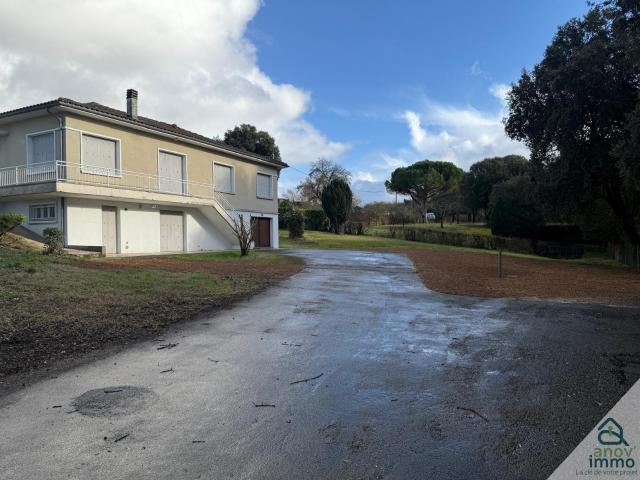 maison 4 chambres avec vaste terrain
