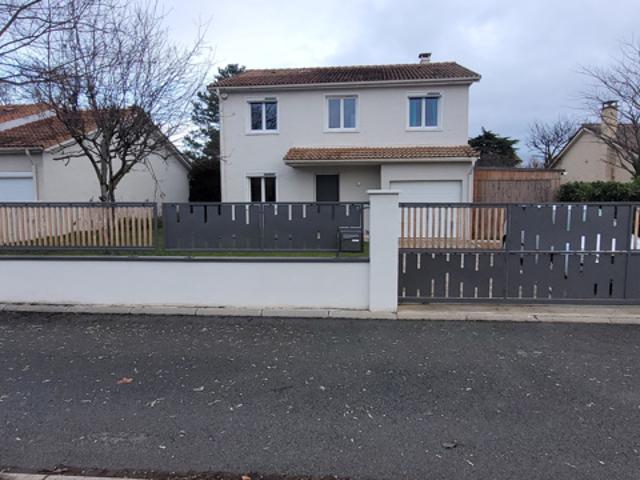 Maison 4 chambres Cébazat env.120 m2 Jardin 642 m2 Gar