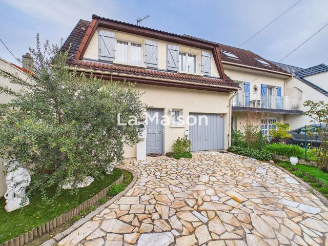 MAISON 4 CHAMBRES CLE EN MAINS