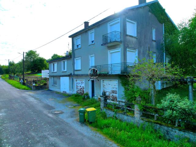 Maison 4 chambres + deuxième maison louée à BESSINES SUR GARTEMPE 87250