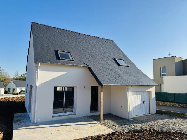 Maison 4 Chambres dont 1 au RDC de 125,66 m2 SU + Garage + Terrain