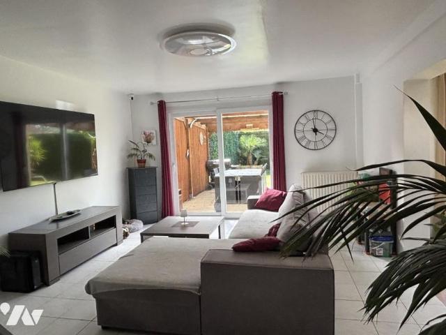 MAISON 4 CHAMBRES ET JARDIN