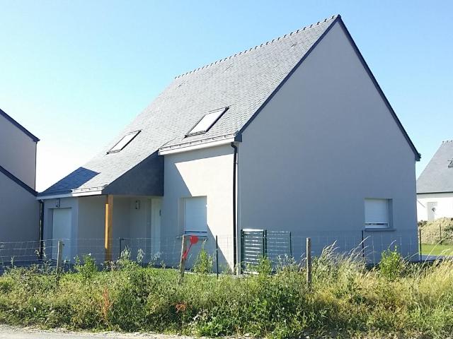 MAISON 4 CHAMBRES +GARAGE