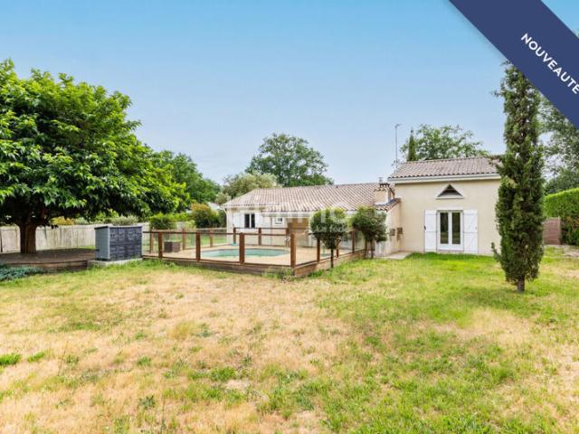 Maison 4 chambres piscine grand terrain