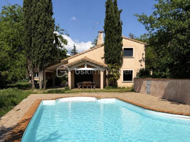 Maison 4 chambres, piscine & vue imprenable – Génissieux