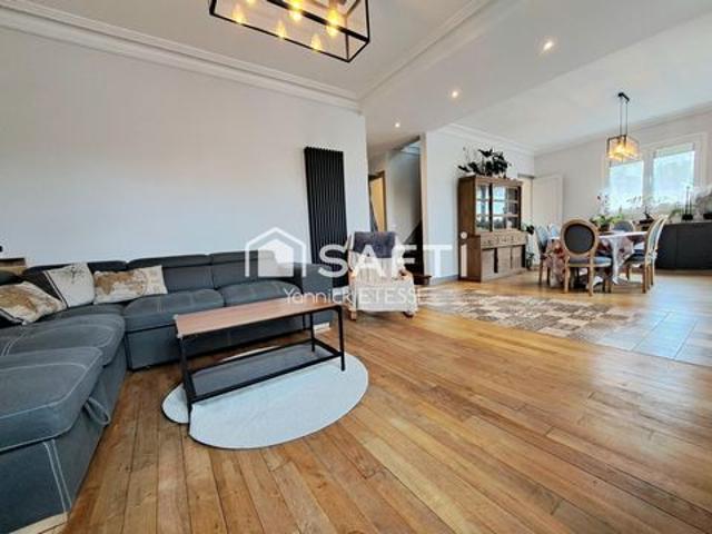 Maison 4 chambres, séjour salon 40 m2, deux salles de bains, 131 m2 au sol, sous sol total