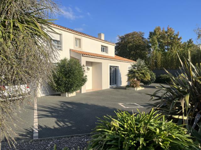 Maison 4 chambres sur parcelle de 1060m2