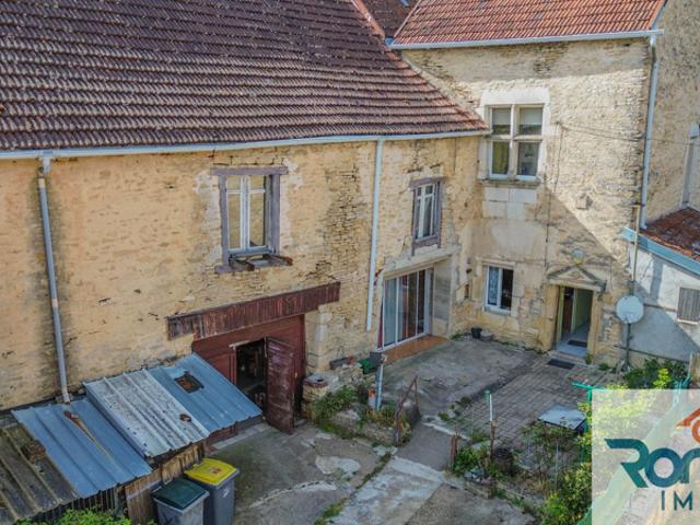 Maison 4 pièces/2 chambres d'une surface de 105 m2 sur une p