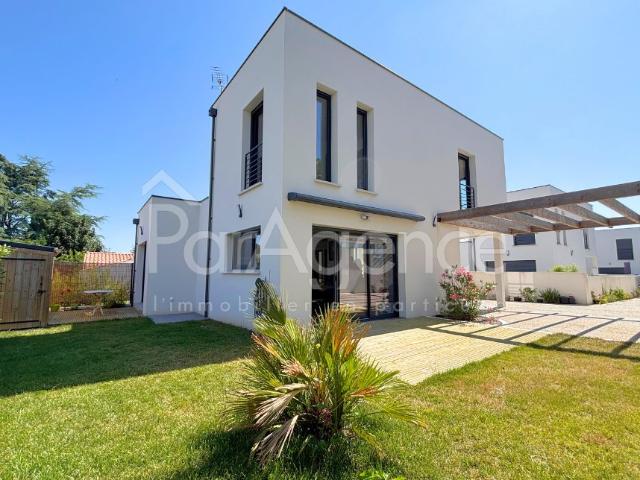 Maison 4 pièces 104 m²