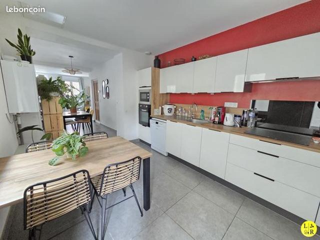 Maison 4 pièces 105 m²