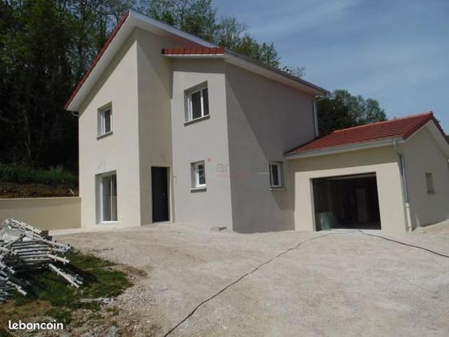 Maison 4 pièces 105 m²