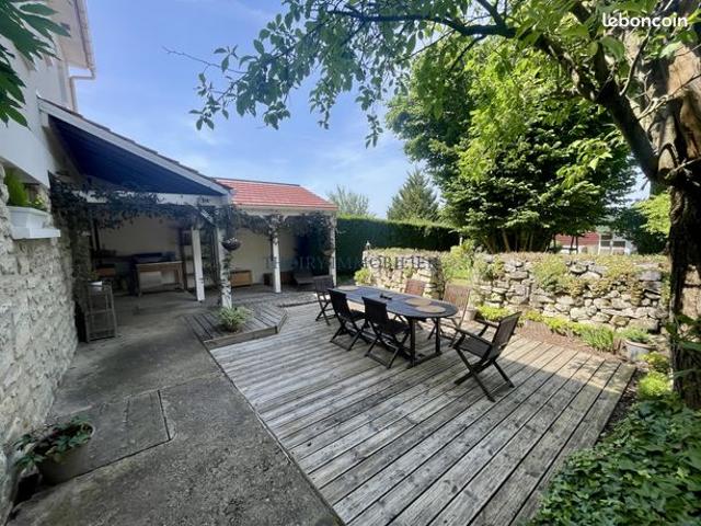 Maison 4 pièces 105 m²
