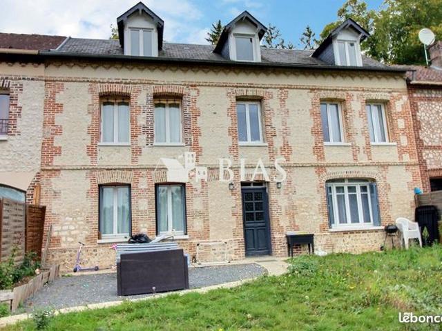 Maison 4 pièces 105 m²